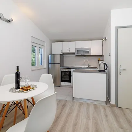 Biserka Apartmán Banjol